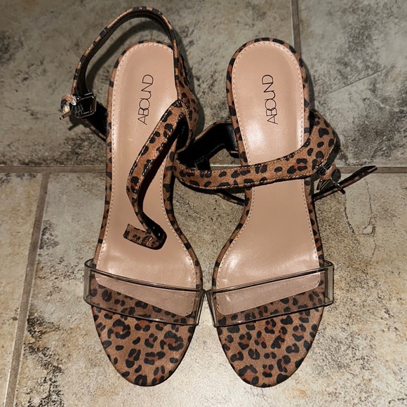 ABOUND cheetah heels, women’s size 8.5 - Picture 1 of 5